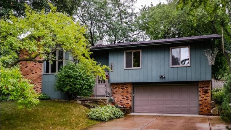 2817 Brandon Rd Madison, WI 53719 by Spencer Real Estate Group $325,000