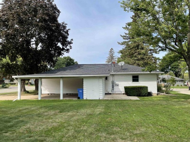 240 Kierstead Ln, Oregon, WI by Bunbury & Assoc, Realtors $274,900