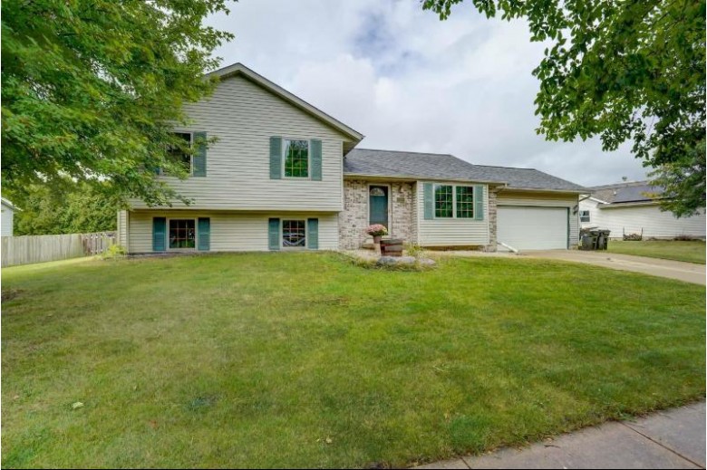 804 Southbound Dr, DeForest, WI by First Weber Real Estate $304,900