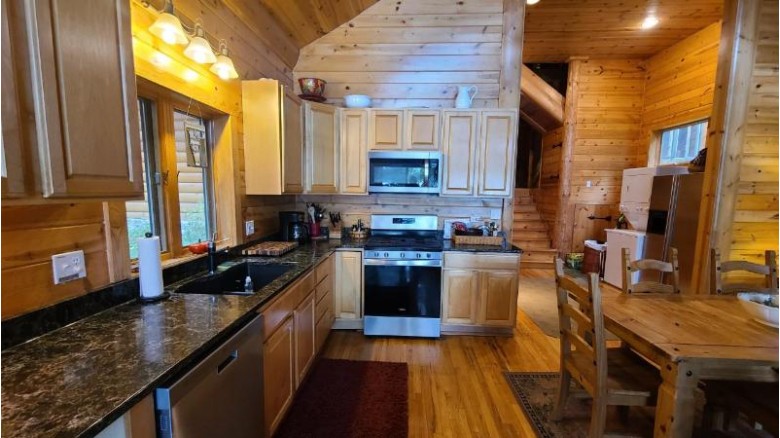 9060 Clear Lake Rd Minocqua, WI 54548 by Redman Realty Group, Llc $575,000