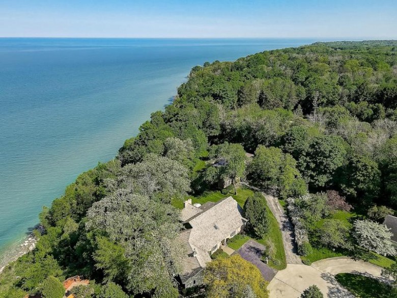 1260 E Donges Ct Bayside, WI 53217 by Powers Realty Group $1,099,900