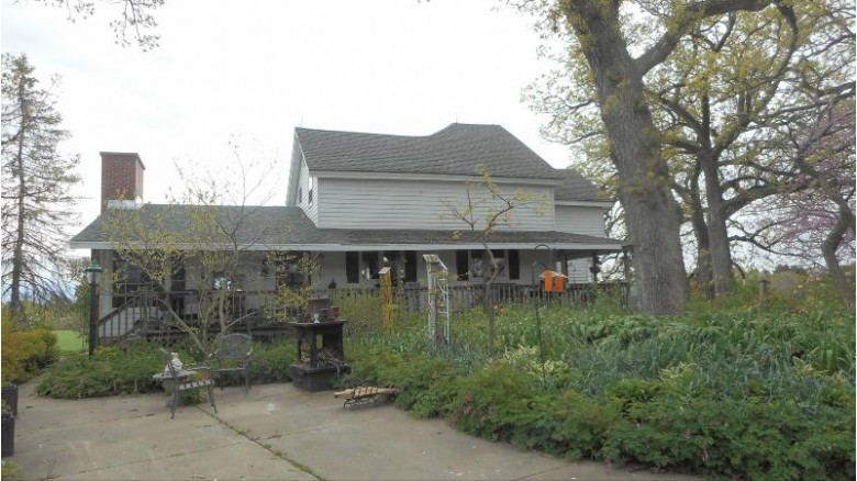 733 N English Settlement Ave, Burlington, WI by 1st Choice Properties-Wind Lake $2,500,000
