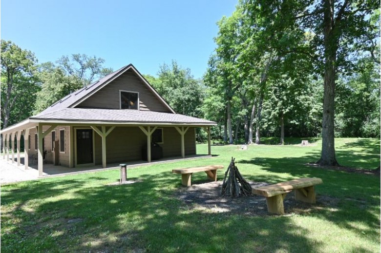 35200 Loland Dr, Waterford, WI by Shorewest Realtors, Inc. $795,000