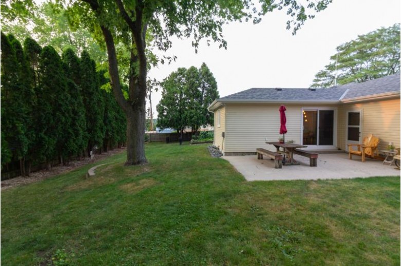 524 S 17th Ave West Bend, WI 53095 by Keller Williams Realty-Lake Country $279,000