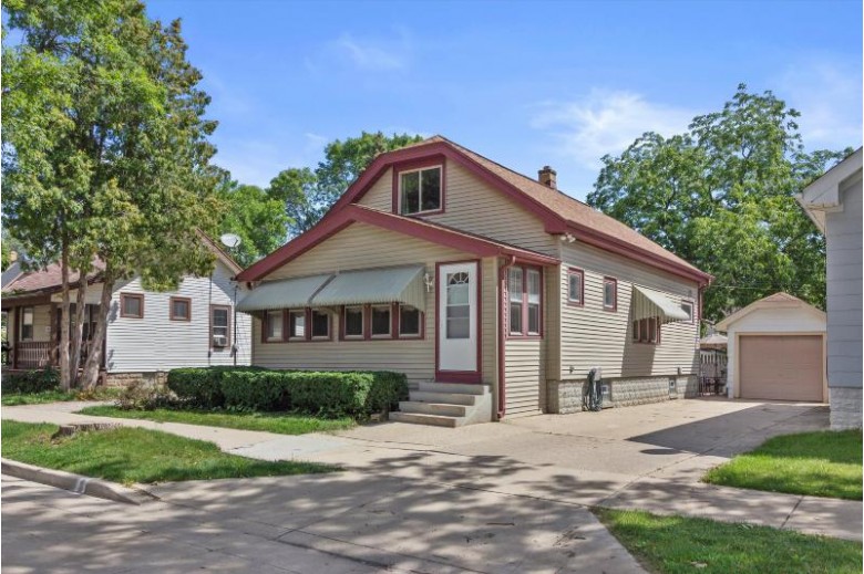 1508 S 87th St West Allis, WI 53214 by First Weber Real Estate $179,900