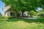 830 Woodland Park Dr, Delafield, WI by Lake Country Flat Fee $549,900