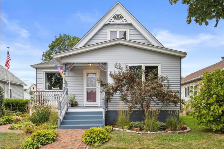 2379 S Logan Ave Milwaukee, WI 53207-1754 by Exp Realty, Llc~milw $349,900