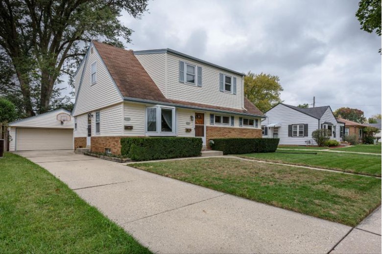4039 S Brust Ave 4039A, Milwaukee, WI by Benefit Realty $229,900