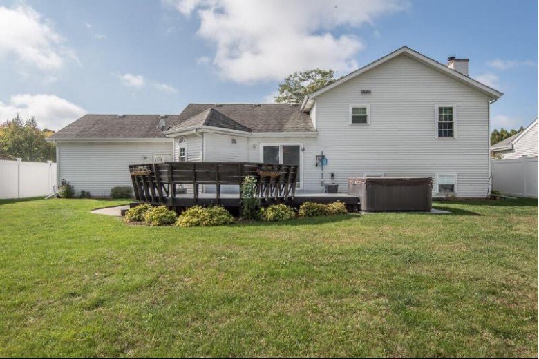 412 S Claremont Rd Saukville, WI 53080-2235 by Benefit Realty $299,900