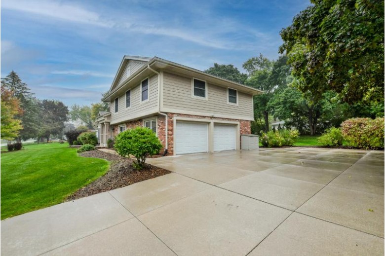 17825 Continental Dr, Brookfield, WI by First Weber Real Estate $519,900
