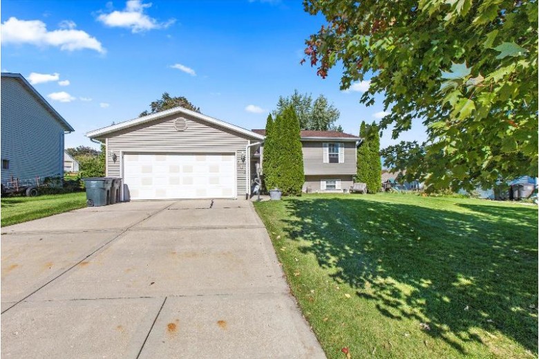 943 Parkwood Ln Jefferson, WI 53549-3003 by Platner Realty $264,000