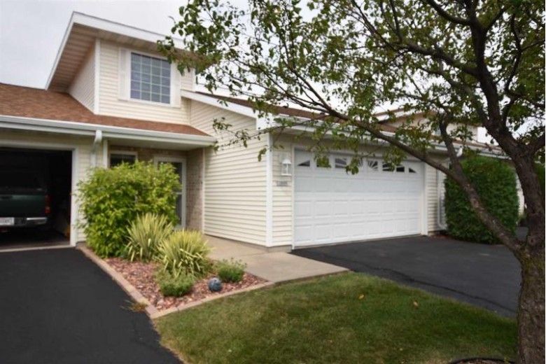 3200 White Tail Lane E Oshkosh, WI 54904 by RE/MAX On The Water $224,500