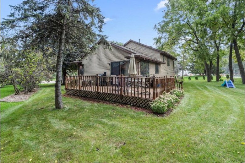 3029 Lake Rest Court Oshkosh, WI 54902-7256 by Dallaire Realty $234,900