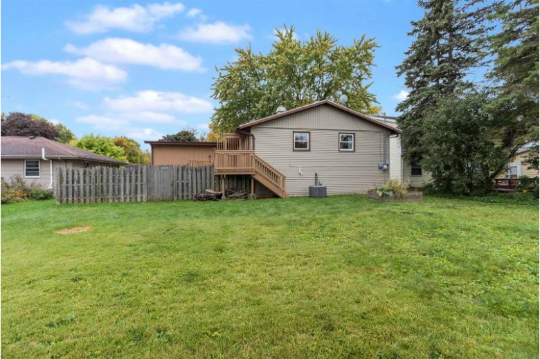 1206 W Grant Street Appleton, WI 54914 by First Weber Real Estate $224,809