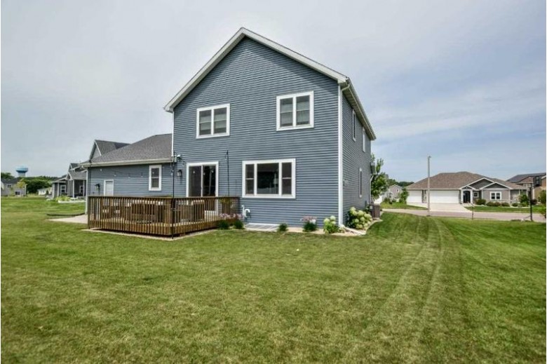 9911 White Fox Ln, Middleton, WI by First Weber Real Estate $625,000