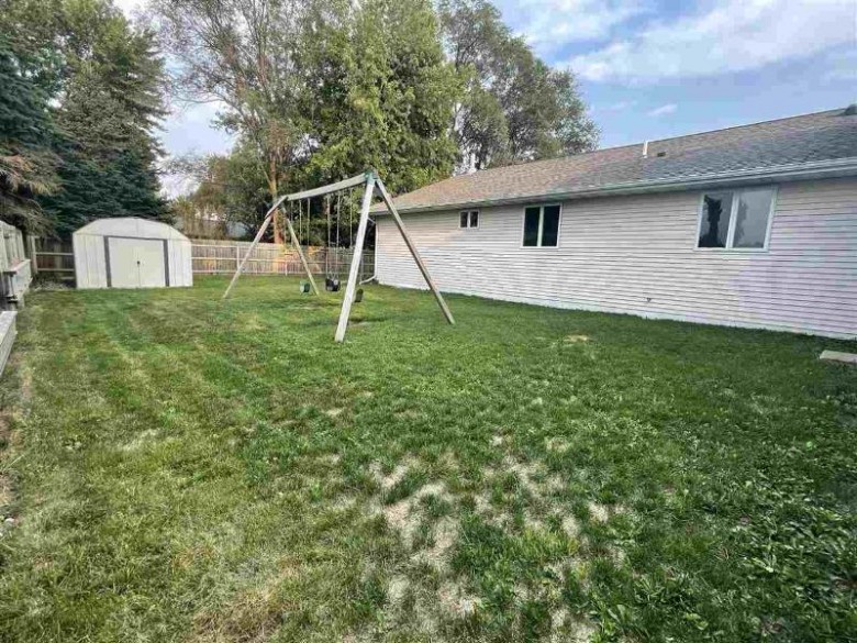 3321 Glenbarr Dr Janesville, WI 53548 by Century 21 Affiliated $299,000