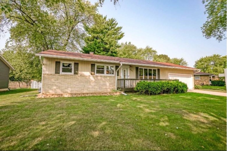 1725 Tamarack Ln Janesville, WI 53545 by Lagniappe Real Estate Group $190,000