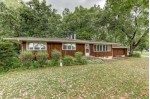 305 Breezy Point Dr Pardeeville, WI 53954 by Restaino & Associates Era Powered $200,000