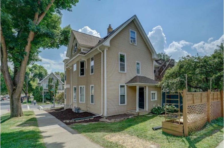 854 E Gorham St, Madison, WI by Realty Executives Cooper Spransy $460,000