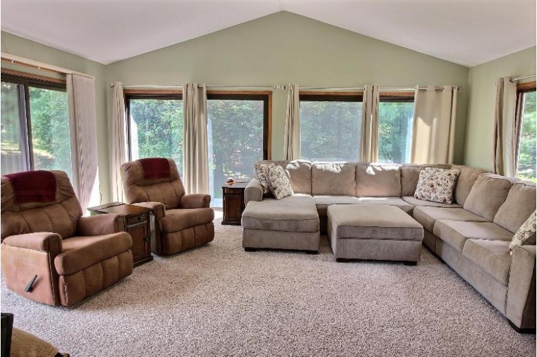 7314 Fountain Cir Middleton, WI 53562 by Re/Max Preferred $479,900