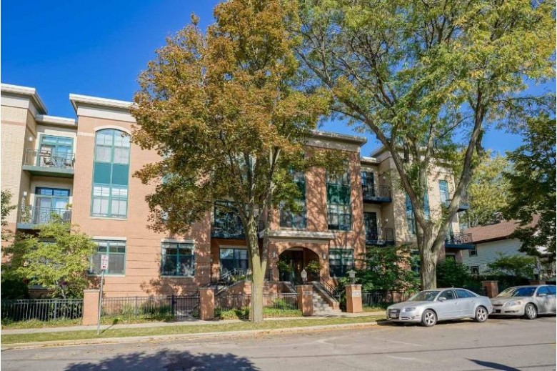 530 W Doty St 301, Madison, WI by First Weber Real Estate $409,900