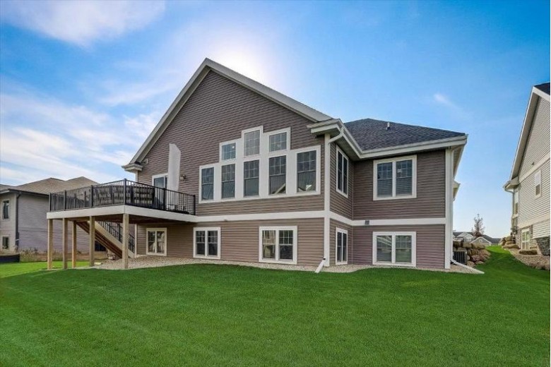 804 Lynn St Waunakee, WI 53597 by Re/Max Preferred $789,000