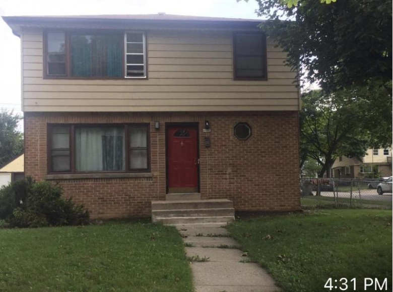 4900 N 40th St Milwaukee, WI 53209-5206 by Alloptions Realty $99,999