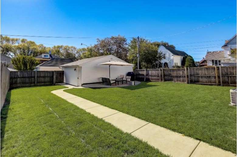2319 E Euclid Ave Milwaukee, WI 53207 by Redfin Corporation $378,000