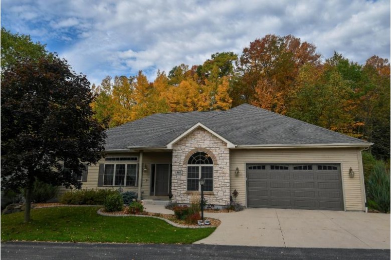 507 Drumlin Cove, Slinger, WI by Realty Executives Southeast $430,000