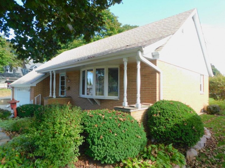 2474 S 93rd St, West Allis, WI by Realty Executives Integrity~brookfield $268,400