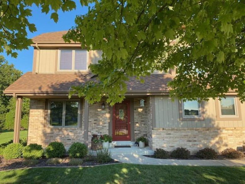 4142 S Regal Manor Ct New Berlin, WI 53151-9204 by Design Realty, Llc $399,500