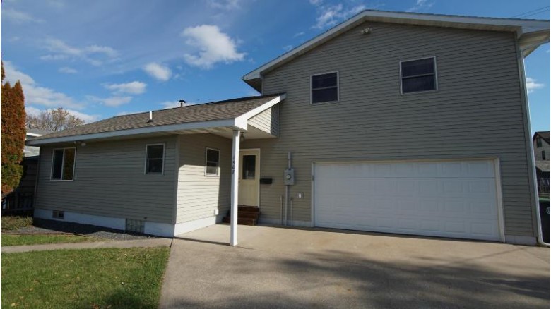 1507 East Ave S La Crosse, WI 54601 by Century 21 Affiliated $219,900