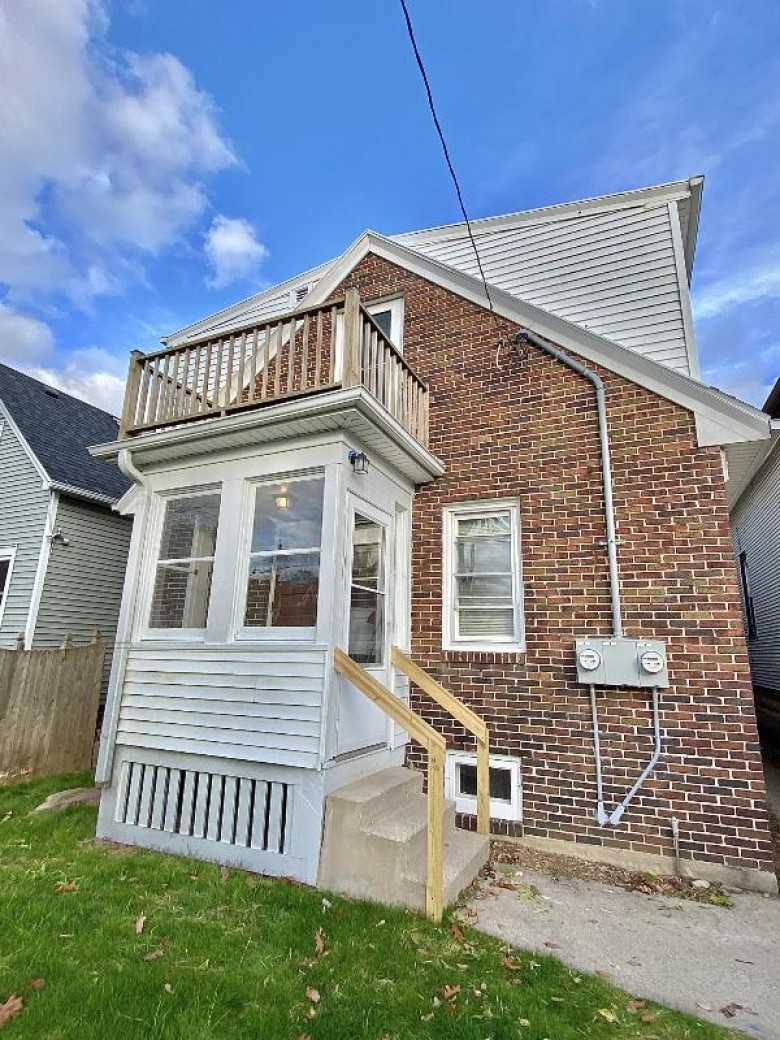 2965 S 14th St 2965A Milwaukee, WI 53215-3841 by Resolute Real Estate Llc $182,000