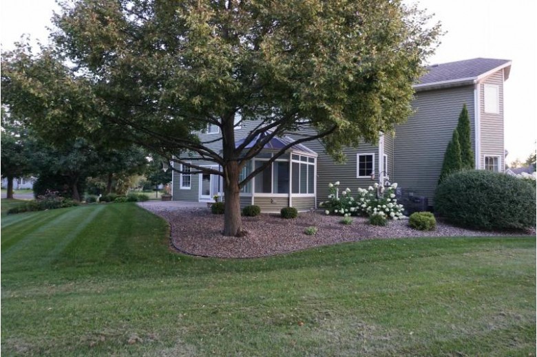 906 Wylde Oak Drive Oshkosh, WI 54904 by Coldwell Banker Real Estate Group $430,000