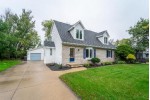 2345 Brantwood Drive, Neenah, WI by Rieckmann Real Estate Group, Inc $320,000