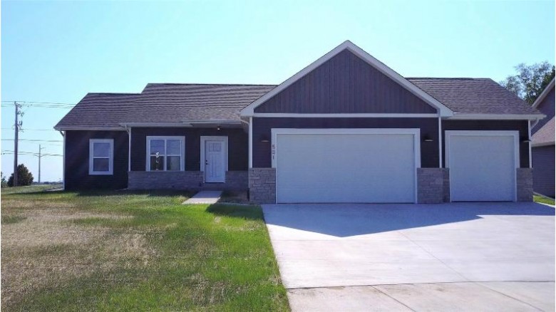 501 Greenway Point Dr Janesville, WI 53548 by Century 21 Affiliated $299,900
