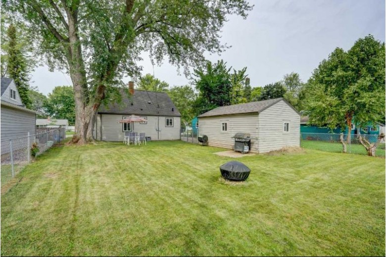 41 Walter St, Madison, WI by Re/Max Preferred $319,900