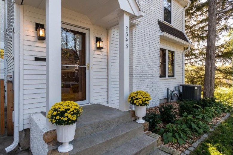 2343 Monroe St Madison, WI 53711 by Sprinkman Real Estate $625,000