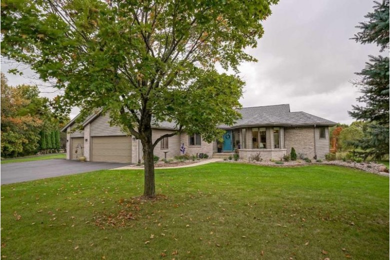 512 Riverview Ct DeForest, WI 53532 by Keller Williams Realty $499,900