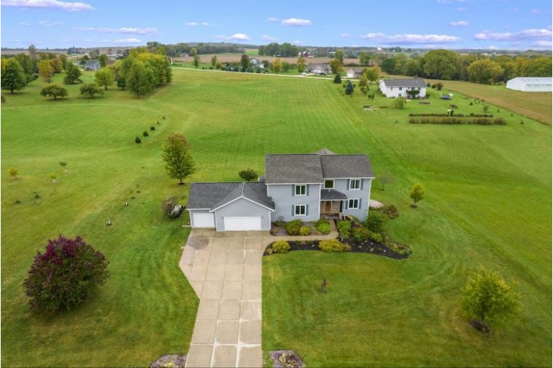 3488 Soldiers Ct, Dodgeville, WI by Mhb Real Estate $474,900