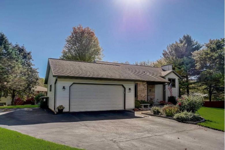 1837 Montana Ave, Sun Prairie, WI by Redfin Corporation $369,000