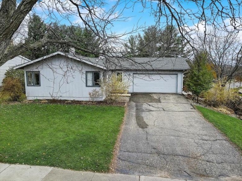 3002 Shefford Dr Madison, WI 53719-1555 by Realty Executives Cooper Spransy $315,000