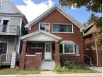 1566 W Windlake Ave, Milwaukee, WI by Re/Max Lakeside-27th $224,900