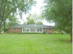 N40W22828 Sunset Dr Pewaukee, WI 53072-2702 by Koepp Realty $369,900