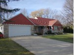 10039 N Sunnycrest Dr Mequon, WI 53092-5418 by Shorewest Realtors, Inc. $339,900