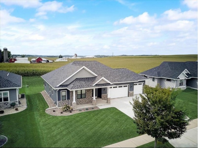 1117 Aldora Ln Waunakee, WI 53597 by Re/Max Preferred $569,900