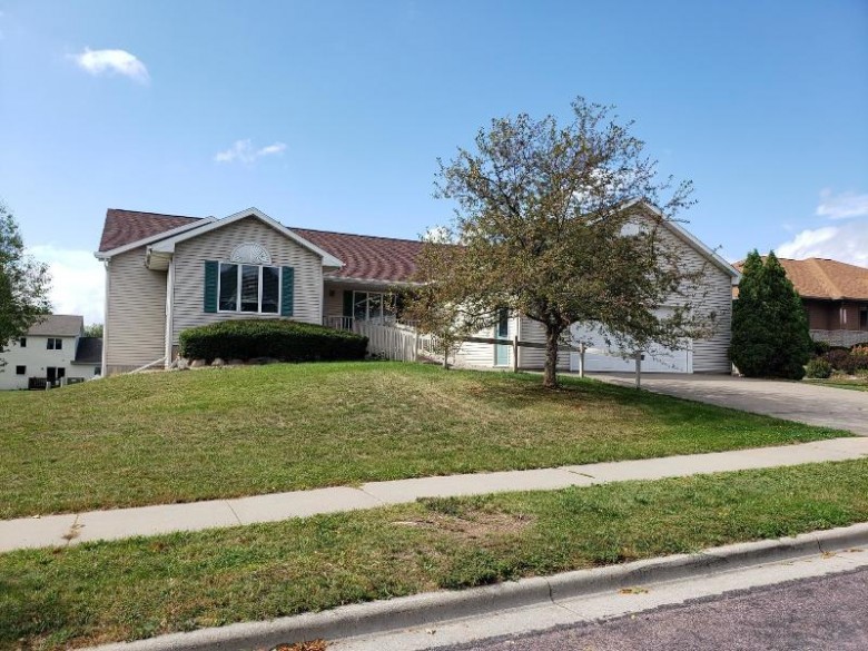 6797 Valiant Dr, Windsor, WI by Plato Commercial Real Estate, Llc $399,900
