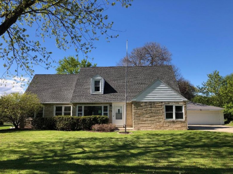 11120 W Ruby Ave Wauwatosa, WI 53225-4443 by Coldwell Banker Homesale Realty - New Berlin $299,900