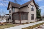 115 W State St Hartford, WI 53027-1149 by Re/Max Insight $215,000