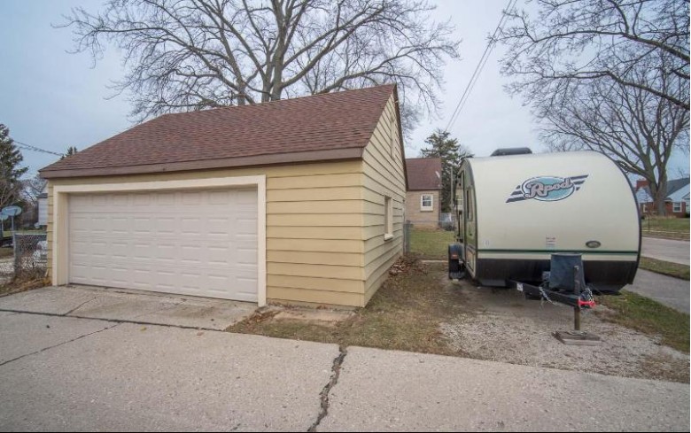 3577 S 2nd St Milwaukee, WI 53207 by Century 21 Affiliated-Wauwatosa $210,000